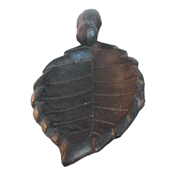 Cast Iron Bird on Leaf Feeder Dish Tabletop Decoration Footed Heavy Rustic - Picture 3 of 7